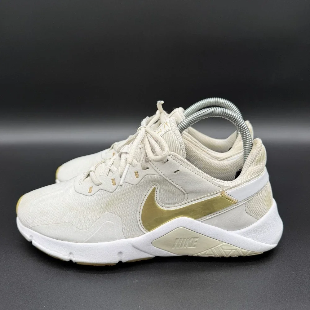 Nike Women's Legend Essential 2 Training Shoes Size 8 White Cream Gold
